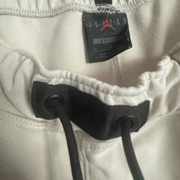 Jordan Brand Men's Beige Jogger Pants - Picture 3 of 11